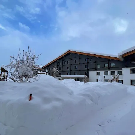 B 022 By Interhome *