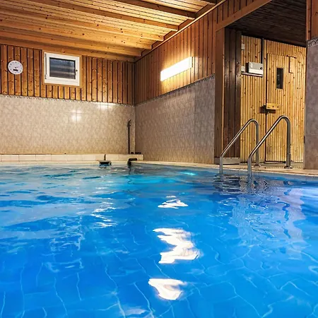 B 022 By Interhome *