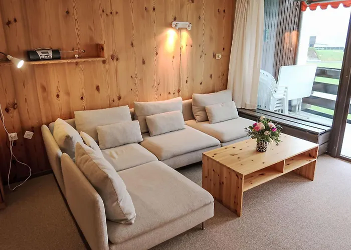 B 022 By Interhome شقة